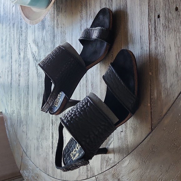 Pedro Garcia Women's Black Pebbled Leather Willy-ts Heels 38 1/2 - Picture 1 of 8